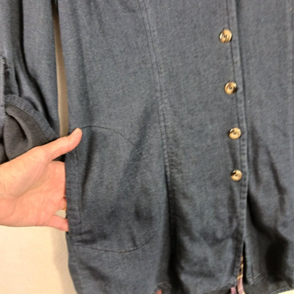 CAbi,  Lightweight, Dark Chambray Jacket Size Medium, Button Front, Long sleeve - Picture 6 of 16